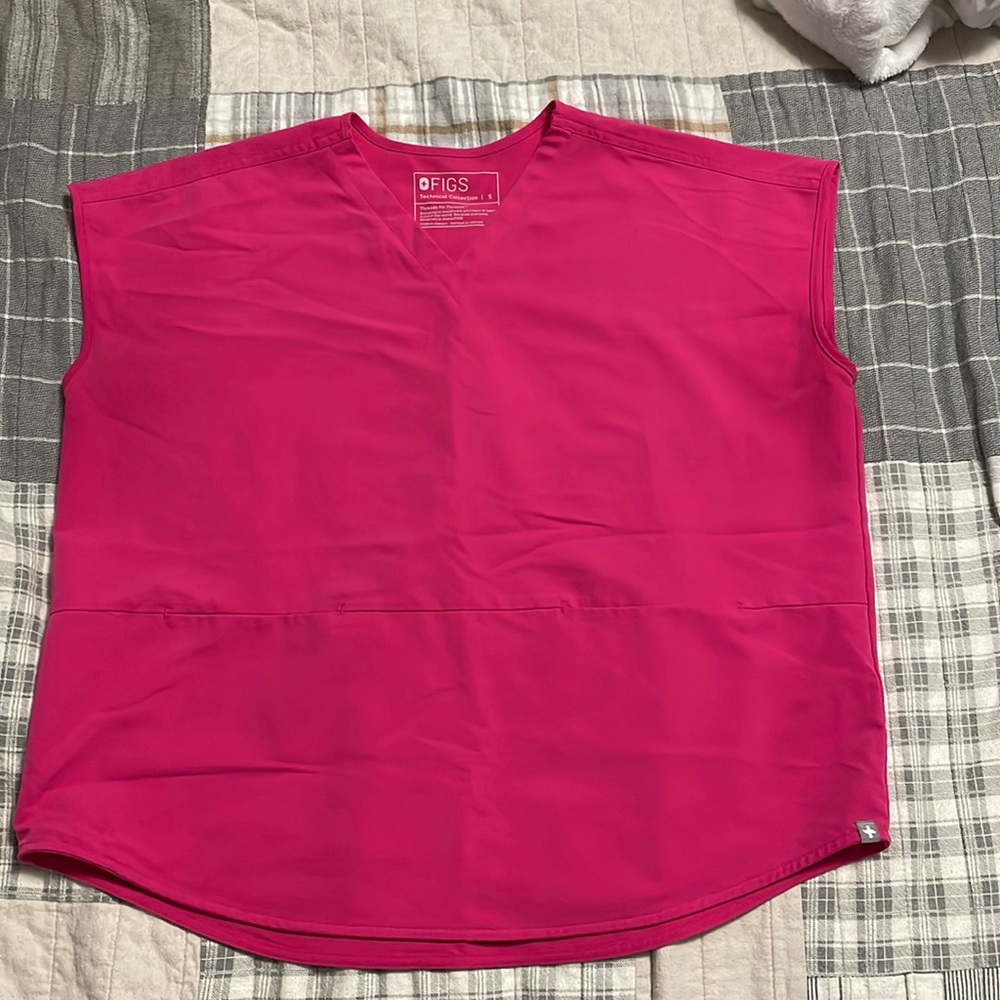 Women’s limited edition Figs shocking pink scrub top Rafaela remix size S